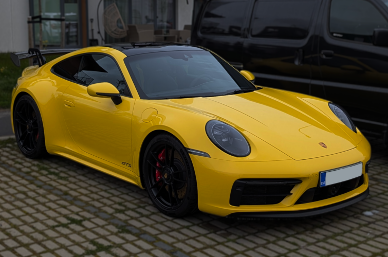 alt="Fine Shine mobiilne autopesu välipesu ja sisepesu"