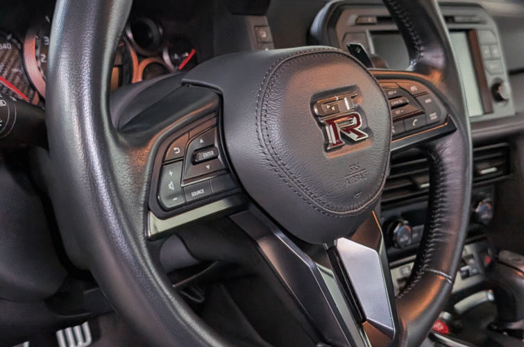 alt="Fine Shine nissan gtr mobiilne autopesu välipesu ja sisepesu"